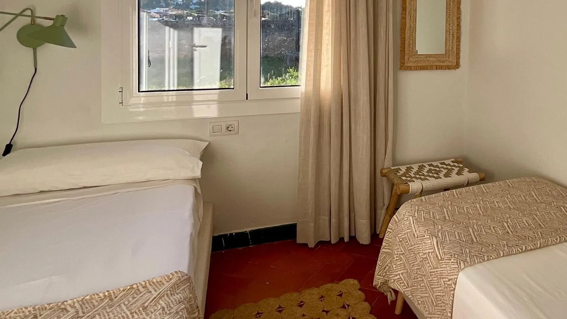 Holiday home Masia Centenaria En Sitges